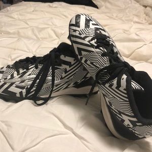 Adidas baseball shoes